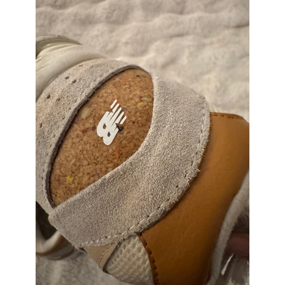 New Balance - Picture 5 of 7